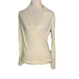 NWT Velvet by Graham & Spencer Small Cream Surplice V Neck Long Sleeve Light Top